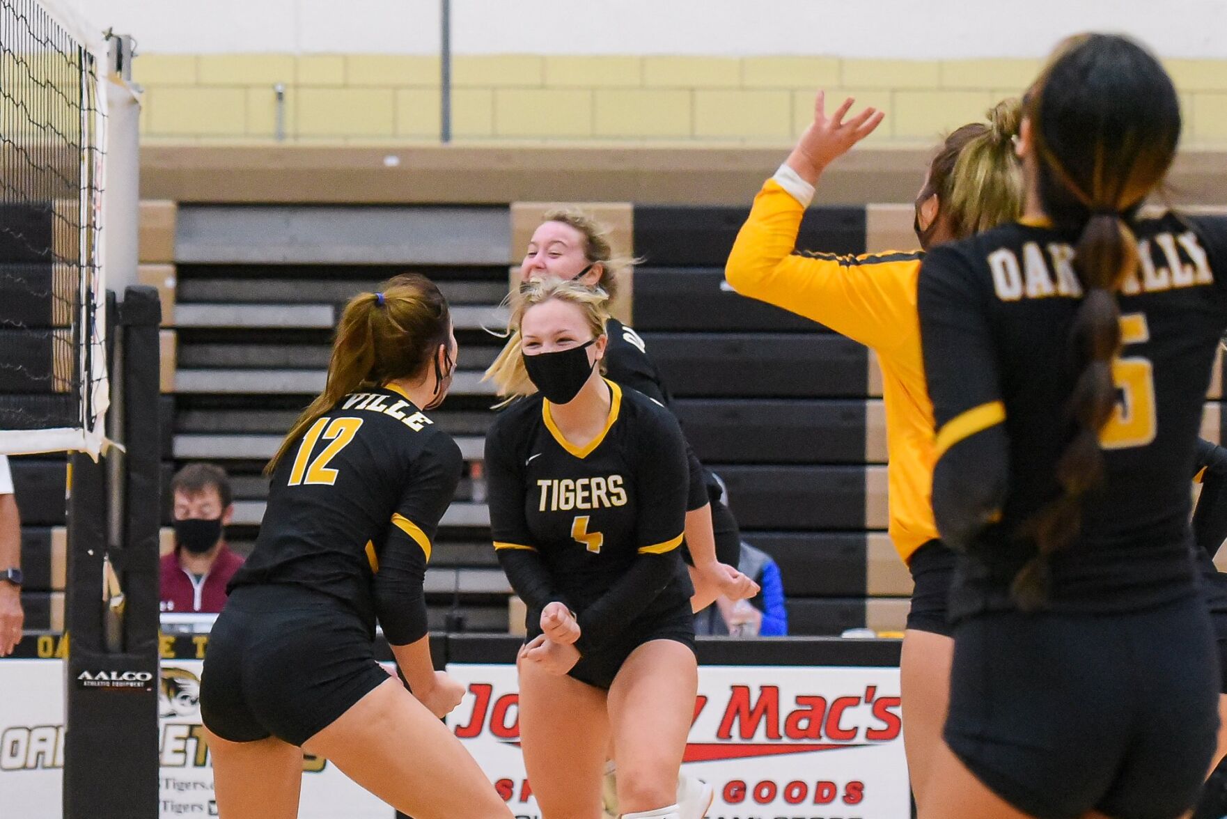 10/29/20 - Girls Volleyball - C5 D2 Oakville vs Mehlville